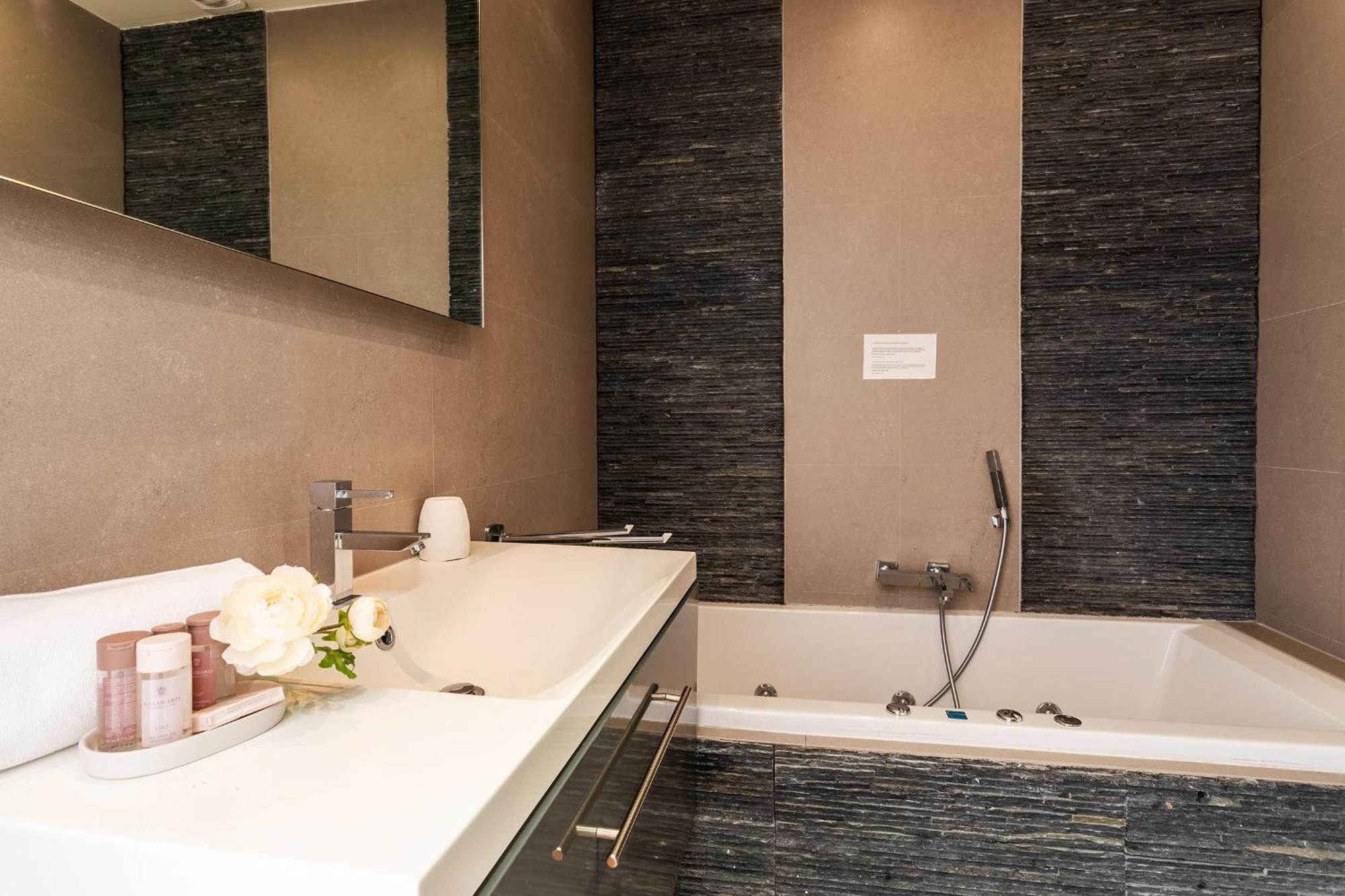 Metropole Ap4113 Nice, By Riviera Holiday Homes Екстер'єр фото